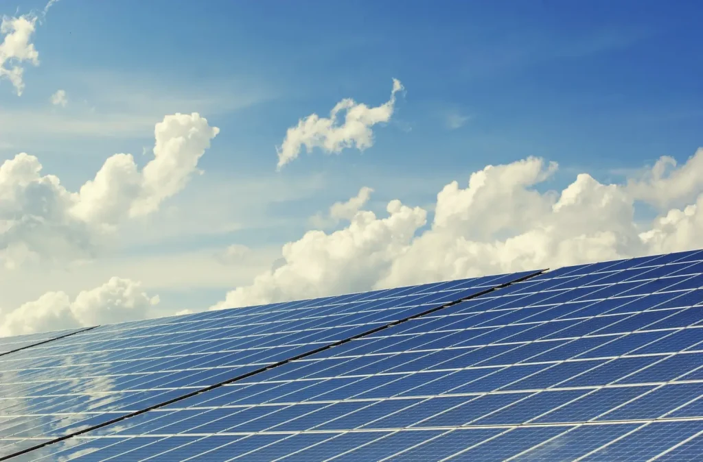 Mantenimiento industrial de paneles solares en México